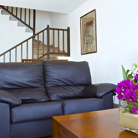 Puerto Rubicon Willa *