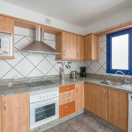 Puerto Rubicon Willa *